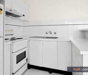 9/39 Byron Street, Elwood, Vic 3184 - Photo 6