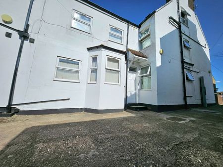 1 Bed Flat, Clarendon Road, LU2 - Photo 5