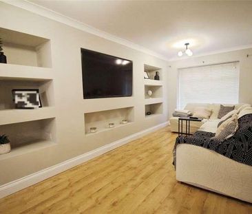 Rippleside, Basildon, SS14 - Photo 2