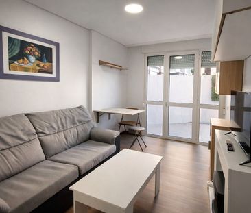 Piso de alquiler en Calle Lavapiés, Alisal - San Román - Photo 6