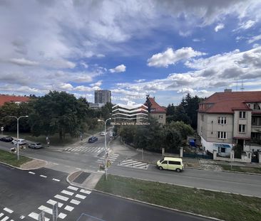 Pronájem bytu 4+kk 100 m² - Photo 1