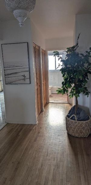 TRÈS BEAU GRAND 5 1/2 À LOUER À SAINT-LÉONARD, MONTRÉAL - Photo 1