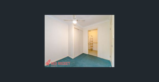 ONE BEDROOM UNIT - WALKING DISTANCE TO TRAIN & SHOPS - Photo 1