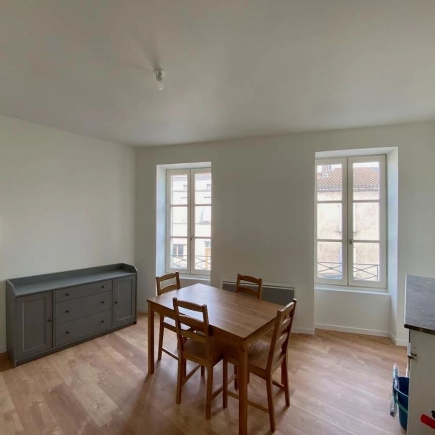 T2 meublé à Villeneuve-sur-Lot proche des commodités - Photo 1