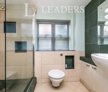 2 bedroom apartment to rent West Mount, The Mount, Guildford, GU2 - Photo 1