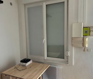 Location Appartement 1 pièce 16m² LILLE 59000 - Photo 6