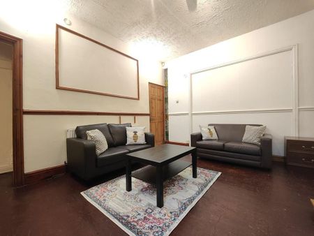 3 bedroom terraced house to rent - Photo 3