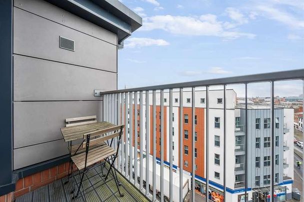 Silver Street, Reading, RG1 - Photo 1