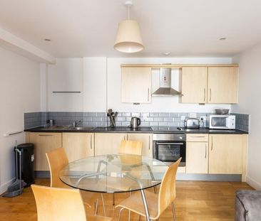 1 Bed Flat - Photo 4