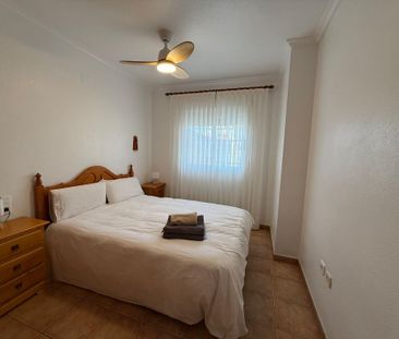 Apartamento de alquiler en Calle Malaga, Los Arenales del Sol - Photo 3