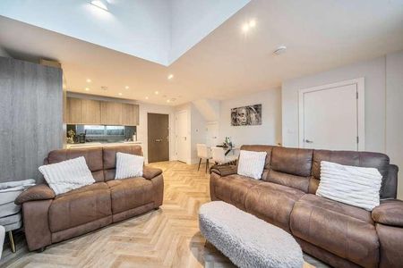 Junction Court, Field End Road, Ruislip, HA4 - Photo 3