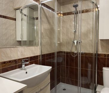 Kawalerka z widokiem na stocznie - ul. Stalmacha - Zdjęcie 2