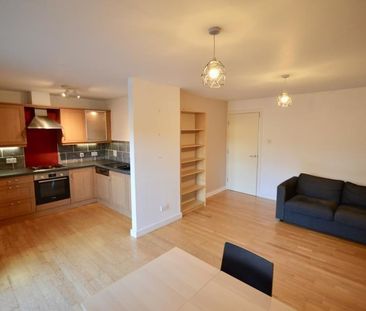 2 bedroom flat to rent - Photo 3