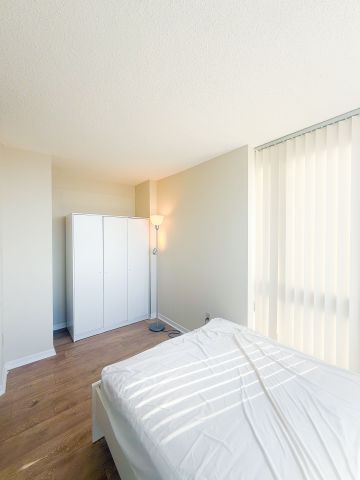 For Lease - 44 St. Joseph Street Unit# 1212, Toronto, Ontario - Photo 2