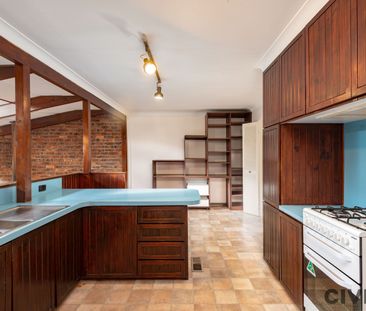 4 Kennerly Street, Curtin ACT 2605 - House For Rent | Domain - Photo 3