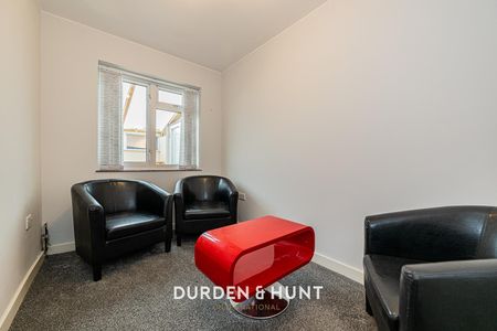 The Spinneys, Ongar - Photo 5