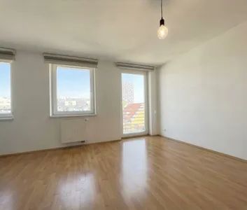 Ideal geschnittene 1-Zimmer Wohnung mit idealer öffentlicher Anbindung! - Foto 1