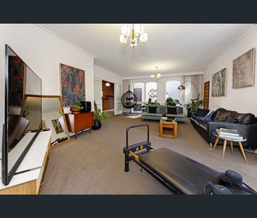 1/16 Clive Street, Brighton East, Vic 3187 - Photo 2