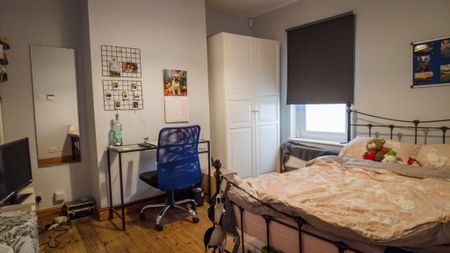 3 bedroom terraced house to rent - Photo 3