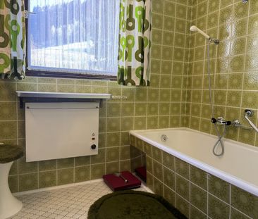 Rustikale 3-Zimmerwohnung in ruhiger Berglage in Zwischenwasser - Photo 2