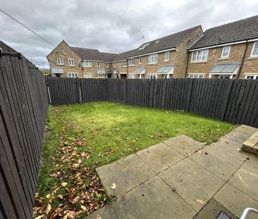 3 bedroom semi-detached house to rent - Photo 2