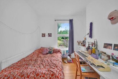 6 bedroom terraced house to rent - Photo 5