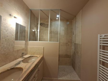 Appartement T3 à louer - 67 m² - Photo 4