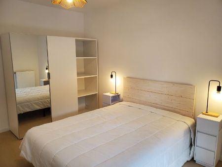 Location Appartement 2 pièces Meublé 51m² LANDERNEAU 29800 - Photo 2