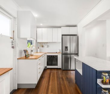 24 Edenvale Street, Oxley QLD 4075 - House For Rent - $750 | Domain - Photo 6