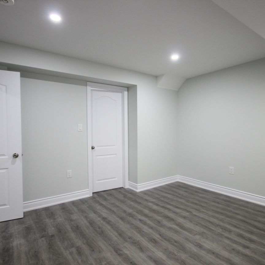 For Lease - 152 The Queensway N/A Unit# BSMT, Barrie, Ontario - Photo 1