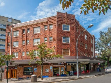 Elizabeth Bay - Photo 5