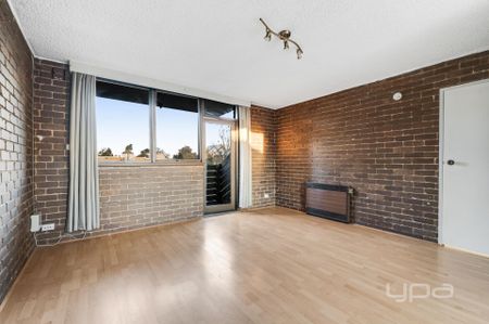 1/200 Melrose Drive, TULLAMARINE - Photo 2