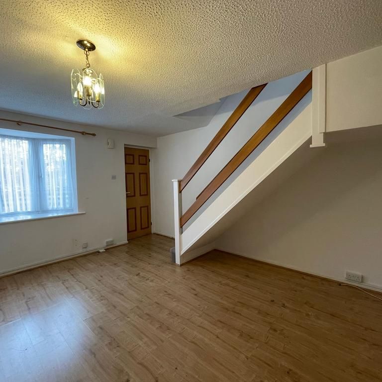 2 bedroom house to rent - Photo 1