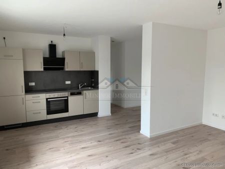 ** Gießen ** Sonnig-helle 2-Zimmer-Wohnung mit Einbauküche, Balkon und TG-Stellplatz - Foto 3