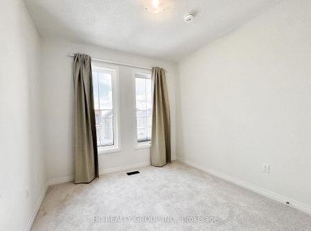 For Lease - 2978 Seagrass Street, Pickering, Ontario - Photo 3