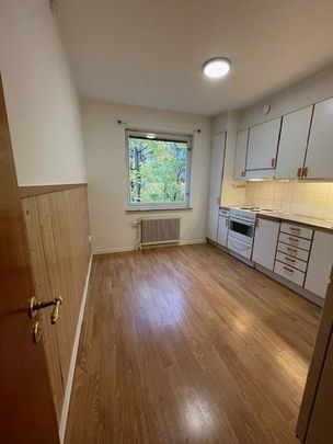 Russinvägen, Farsta - Photo 1