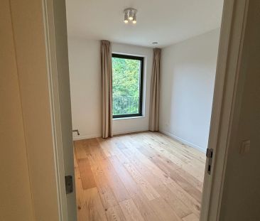 LUXUEUS NIEUWBOUWAPPARTEMENT MET SLAAPKAMER, BUREAU EN RUIM TERRAS - Photo 5