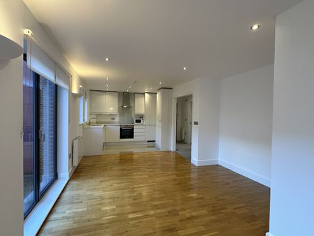 2 Bed Flat, Reservoir Studios, E1W - Photo 3