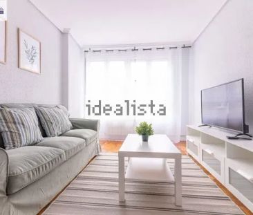 Alquiler de piso en Calle Floranes - Foto 2