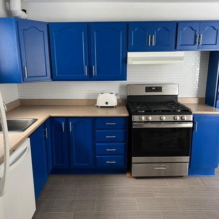 Grand appartement 3 1/2 tout inclus sauf meuble à louer - Photo 4
