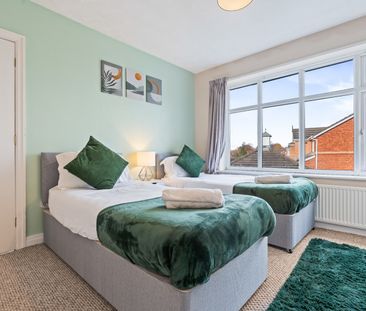 4 Bed Semi-Detached House, Lidgett Park Avenue, LS8 - Photo 6