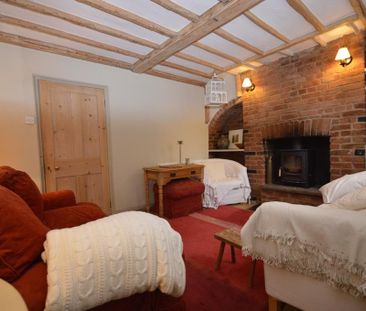 2 bedroom terraced house to rent - Photo 1