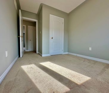 For Lease - 45 Kayak Heights, Brampton, Ontario - Photo 6