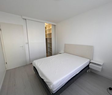 Location Appartement 2 pièces 64m² - Photo 2