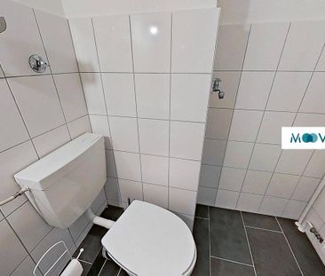 Renovierte 3-Zimmer-Wohnung mit BALKON und EINBAUKÜCHE - Photo 1