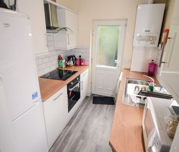 4 bedroom house share to rent - Photo 3