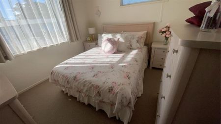1 bedroom in East Tamaki - Photo 2