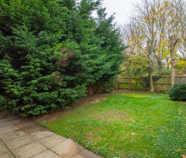 2 bedroom semi-detached house to rent - Photo 5