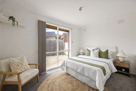 64 Hume Avenue, - Photo 4