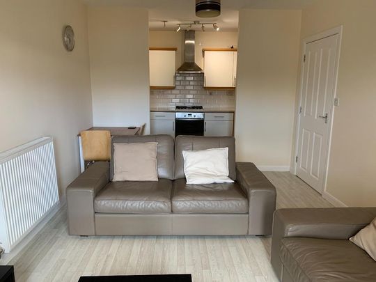 2 bedroom flat to rent - Photo 1